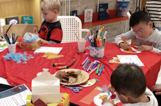 CON LE ORECCHIE APERTE | Percorso Curiosità 