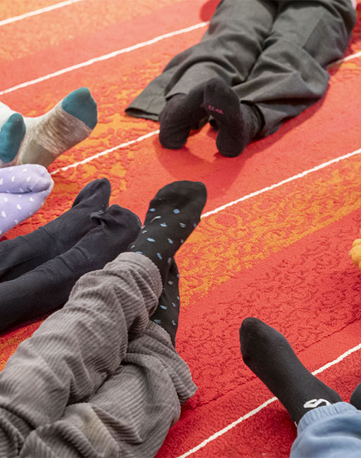 EQUILIBRI - Asana e mantra per crescere insieme con lo yoga