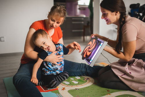 ¿Quiénes son las ONG socias de The Human Safety Net en España?