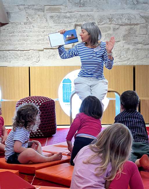 Born to Read - Low-voice readings